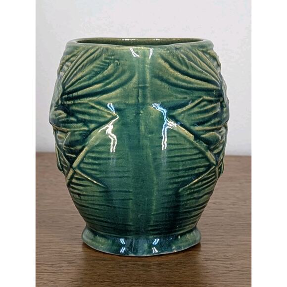 Early McCoy Bird and Cherries Art Pottery Pitcher Green Glaze Made In USA - Picture 4 of 9